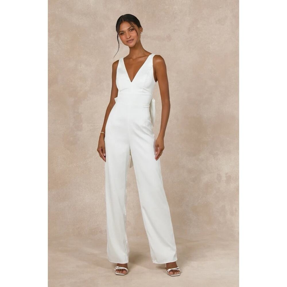 NEW Lulus Angelic Aesthetic Ivory Satin Bow Back Sleeveless Jumpsuit Women's XL